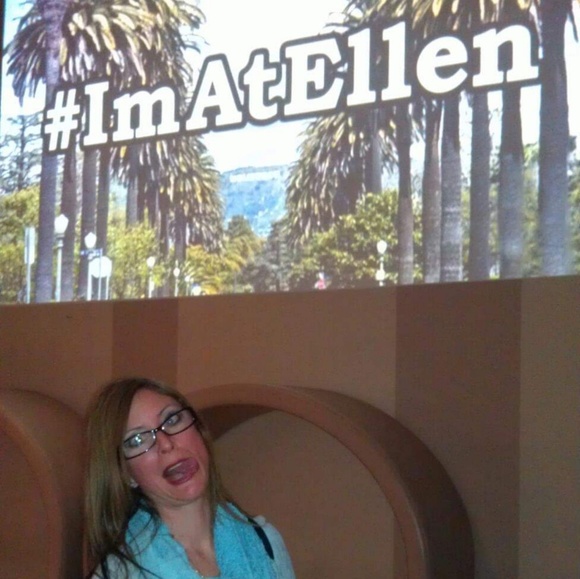 Meet your Posher, Micaella - Picture 7 of 8